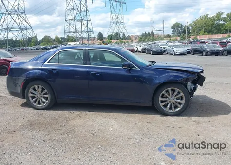 2015 Chrysler 300 Limited from USA, damaged, VIN 2C3CCARG0FH781637